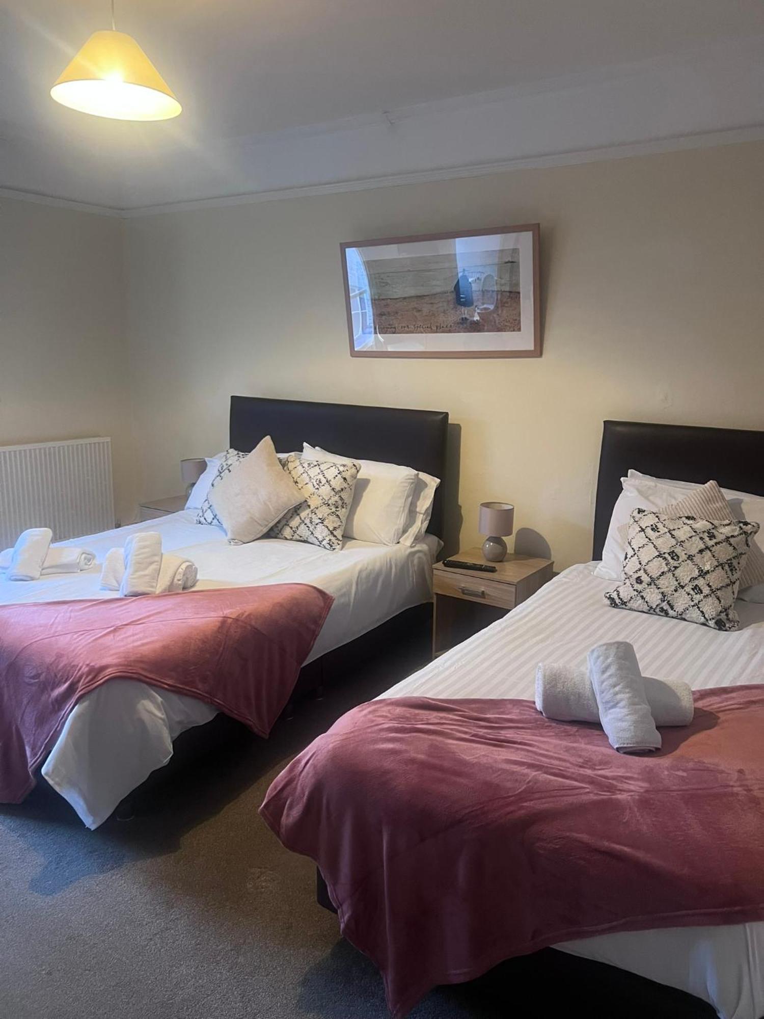 The Crown Hotel Lynton Extérieur photo