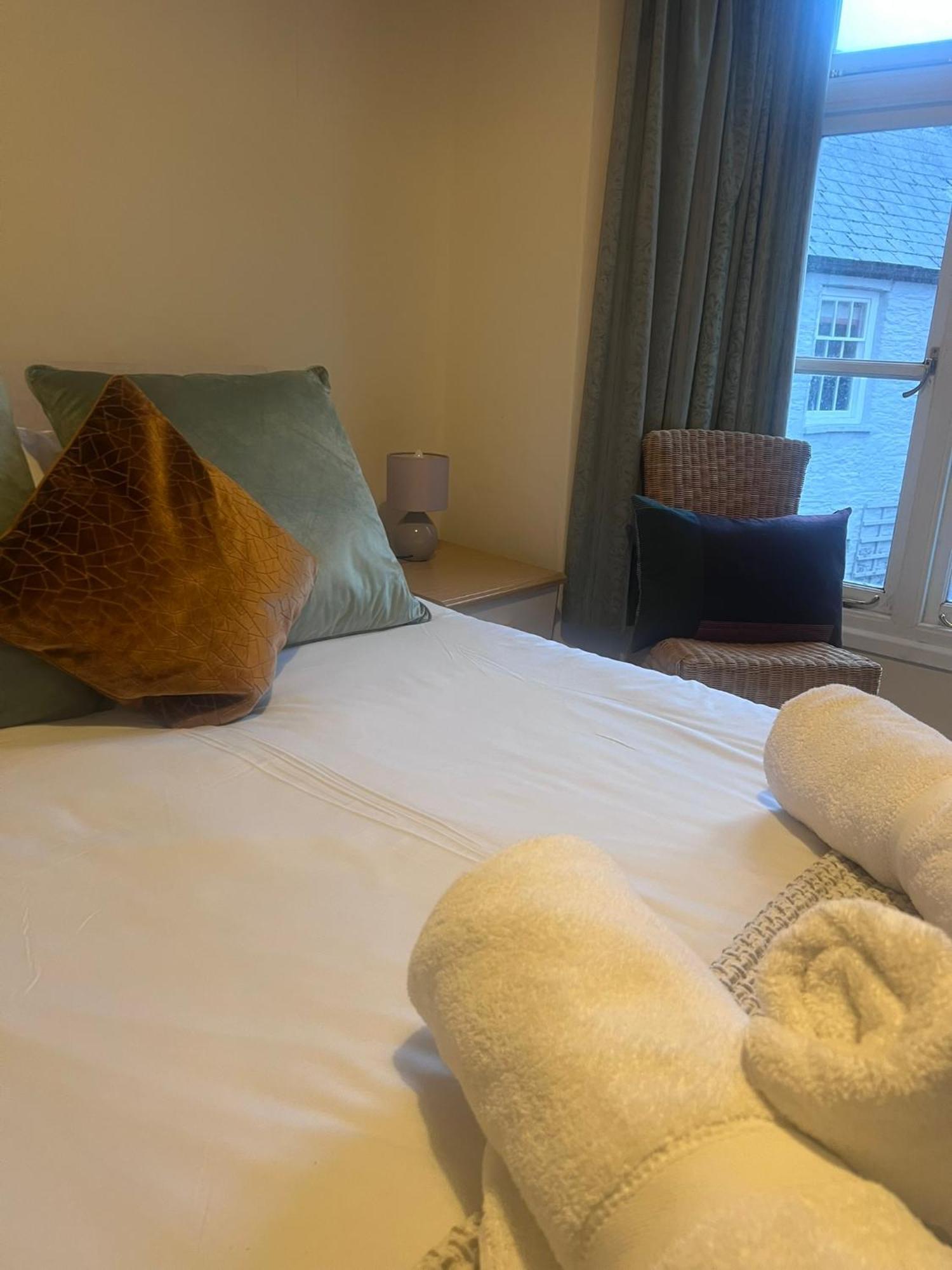 The Crown Hotel Lynton Extérieur photo